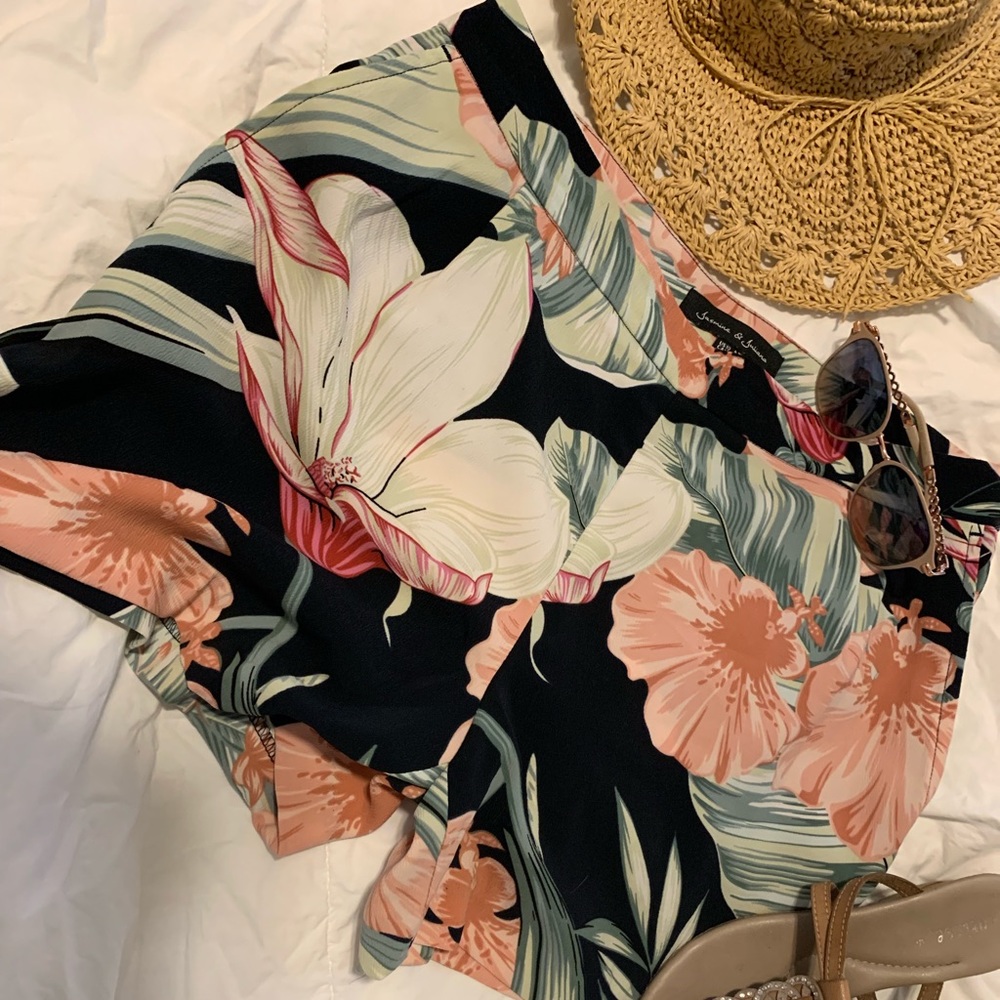Jasmine & Juliane Dress Shorts